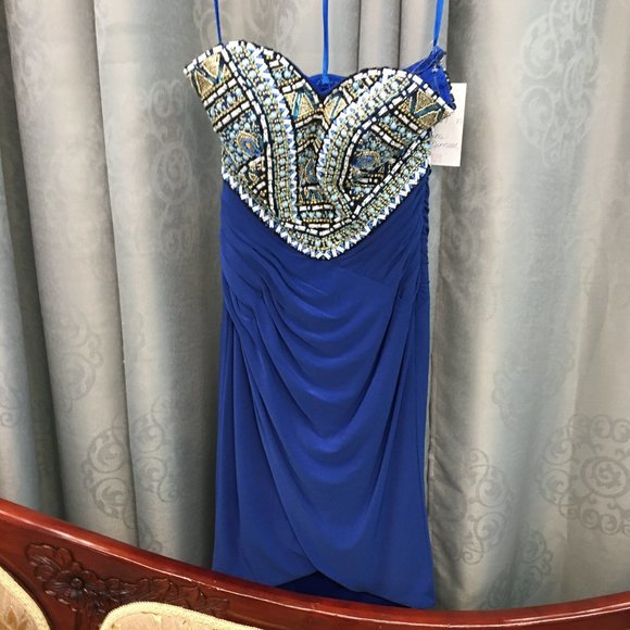 Back Cut-out, Blingy Sexy Cruise Dress Sweethear - Picture 3 of 14